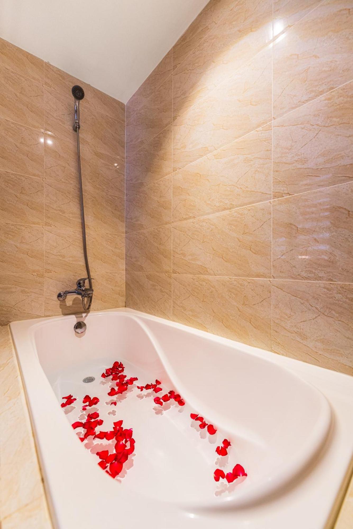 Tran Vien Dong Hotel Nha Trang Exterior foto